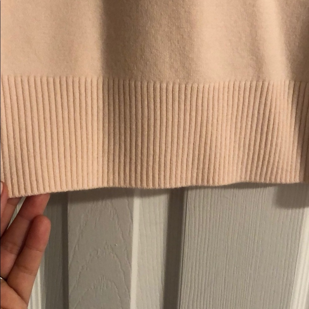 Sweater - Picture 4 of 4